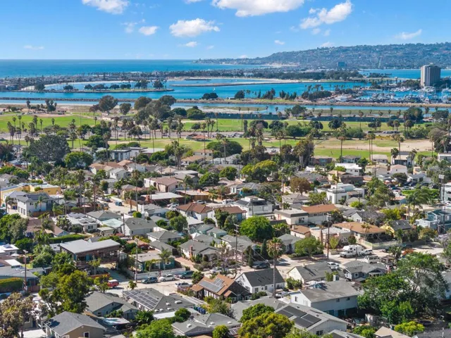 2327 Etiwanda Street, San Diego, California 92107