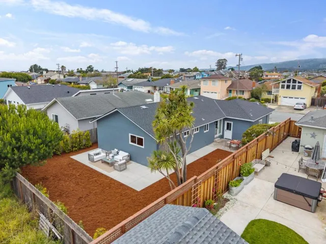432 Granelli Avenue, Half Moon Bay, California 94019