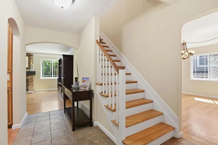 949 Pleasant Hill Road, Redwood City, California 94061