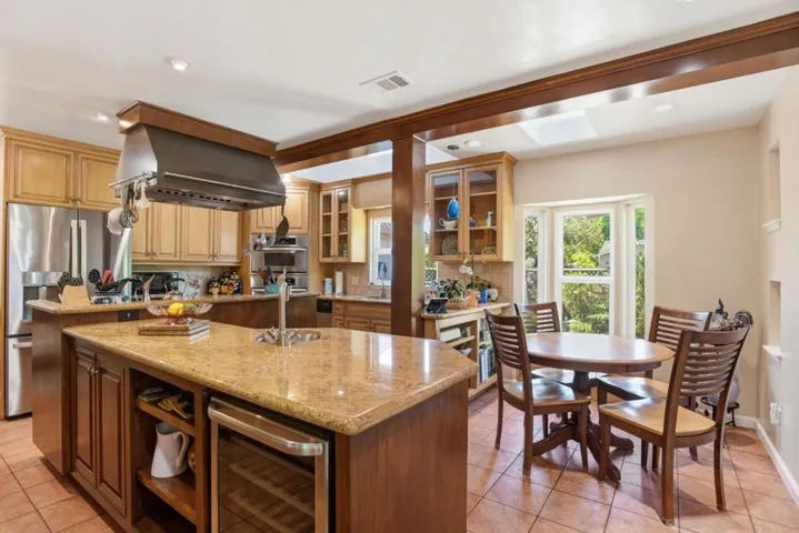 949 Pleasant Hill Road, Redwood City, California 94061