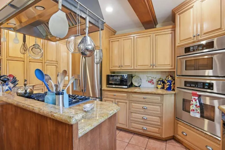 949 Pleasant Hill Road, Redwood City, California 94061