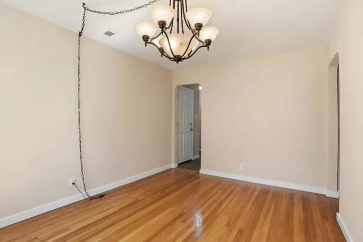 949 Pleasant Hill Road, Redwood City, California 94061
