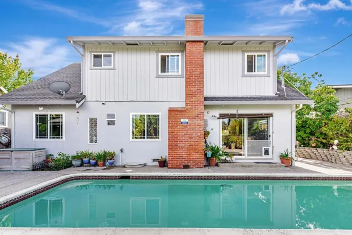 949 Pleasant Hill Road, Redwood City, California 94061