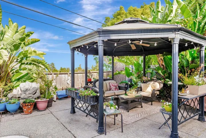 949 Pleasant Hill Road, Redwood City, California 94061