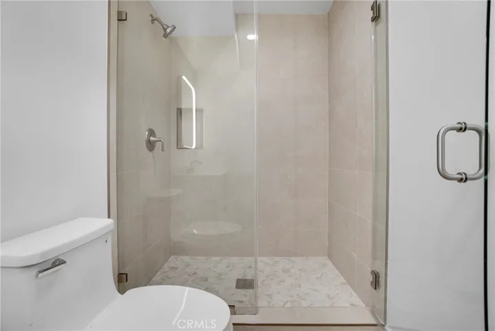 16118 Haynes Street, Van Nuys, California 91406