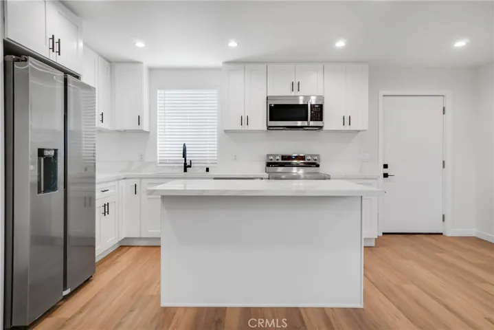 16118 Haynes Street, Van Nuys, California 91406