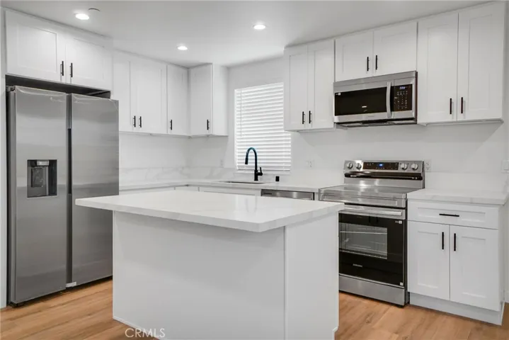 16118 Haynes Street, Van Nuys, California 91406