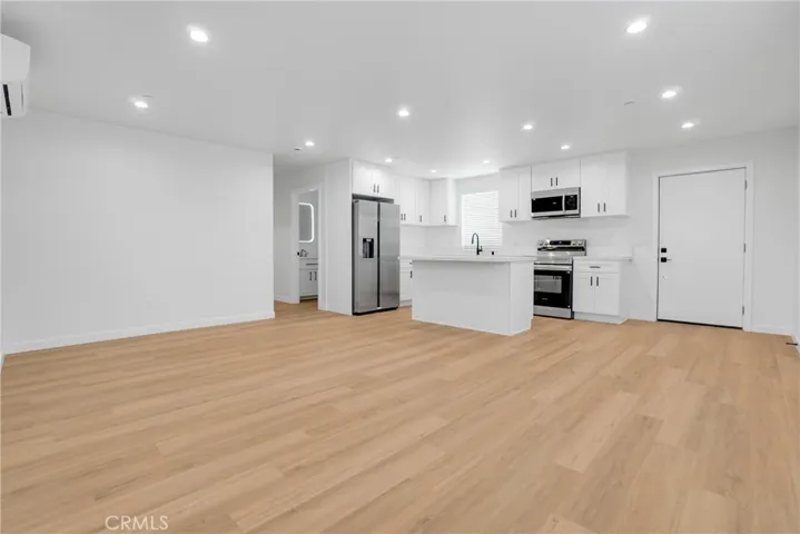 16118 Haynes Street, Van Nuys, California 91406