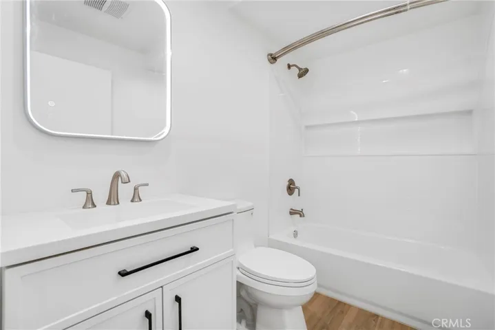 16118 Haynes Street, Van Nuys, California 91406