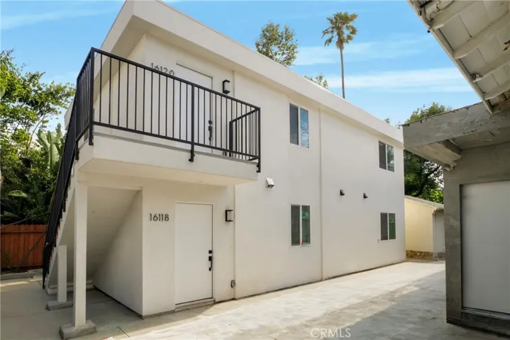 16118 Haynes Street, Van Nuys, California 91406