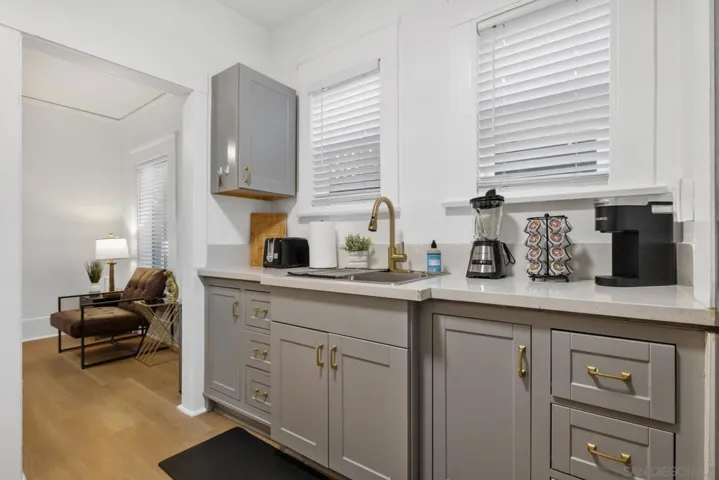 1055 21st Street, San Diego, California 92102