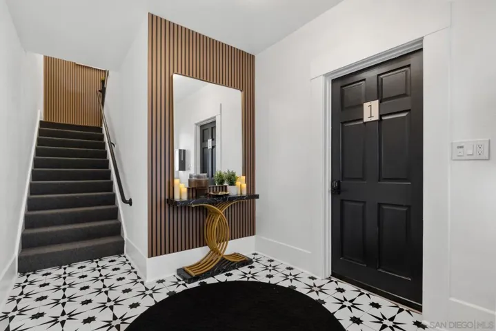 1055 21st Street, San Diego, California 92102