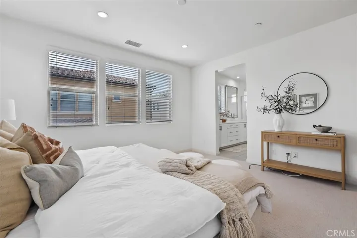 31 Fuchsia, Lake Forest, California 92630