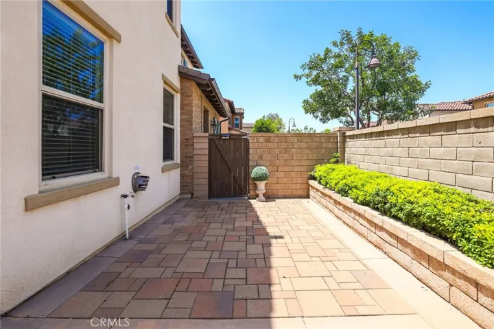 31 Fuchsia, Lake Forest, California 92630