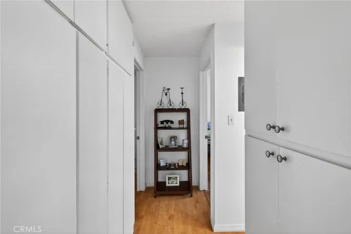 16421 S Manhattan Place, Gardena, California 90247