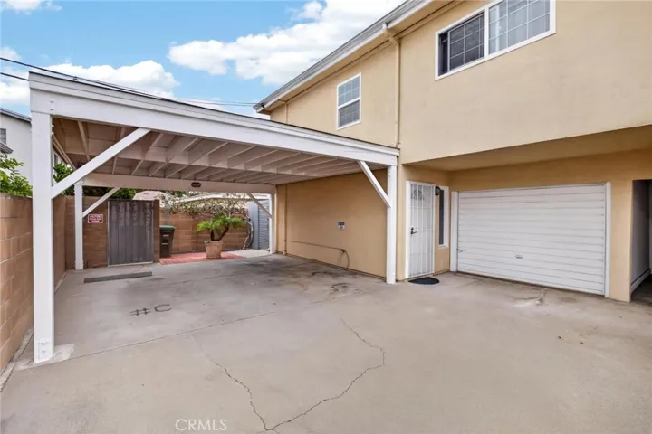 16421 S Manhattan Place, Gardena, California 90247