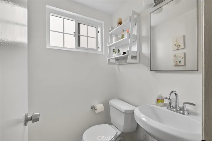 16421 S Manhattan Place, Gardena, California 90247