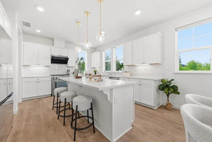 533 San Lorenzo Terrace 7, Sunnyvale, California 94085