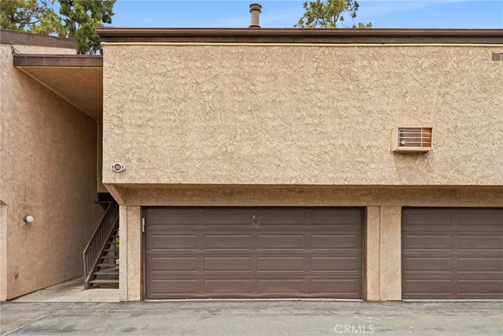 Double car garage