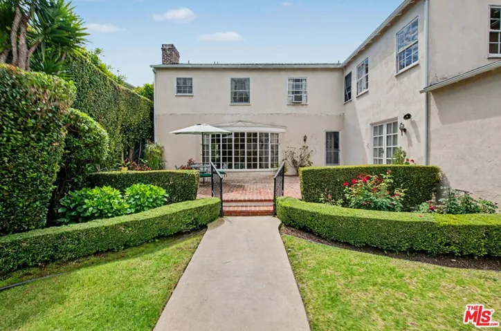 608 Trenton Drive, Beverly Hills, California 90210