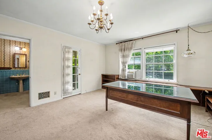 608 Trenton Drive, Beverly Hills, California 90210