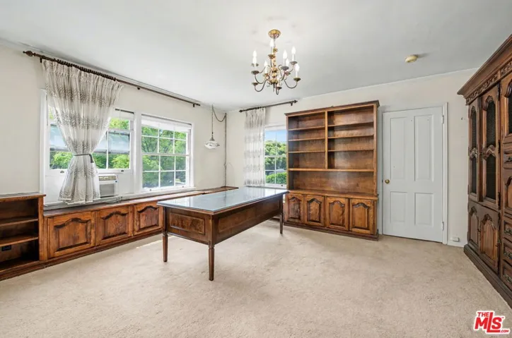 608 Trenton Drive, Beverly Hills, California 90210