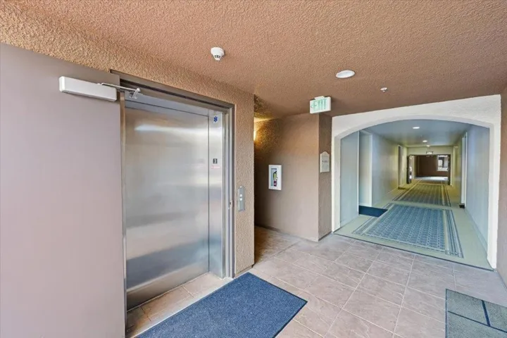 801 S Winchester Boulevard 3302, San Jose, California 95128