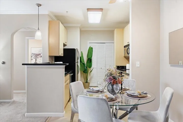 801 S Winchester Boulevard 3302, San Jose, California 95128