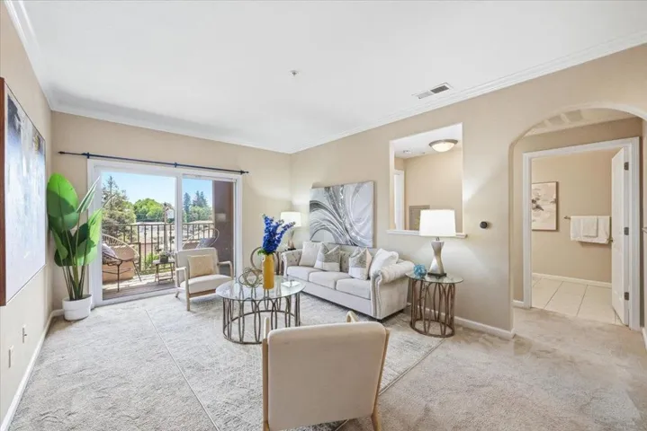 801 S Winchester Boulevard 3302, San Jose, California 95128
