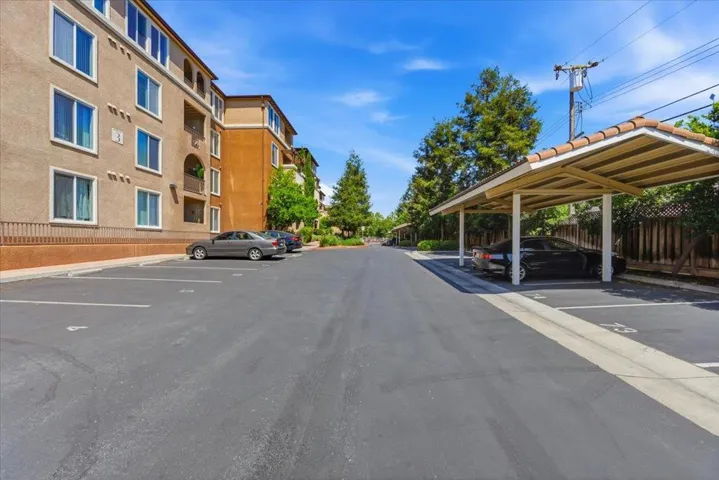 801 S Winchester Boulevard 3302, San Jose, California 95128