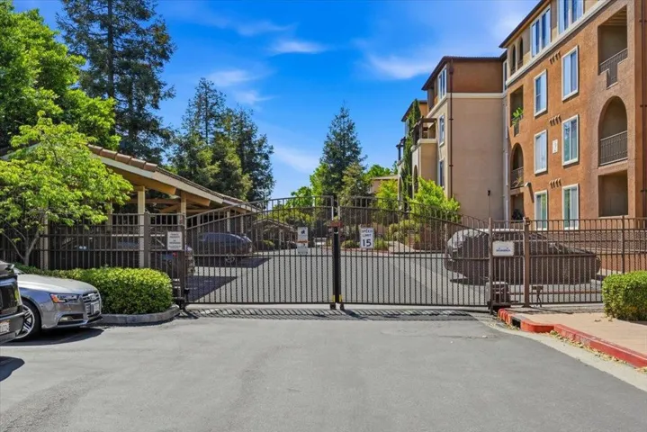 801 S Winchester Boulevard 3302, San Jose, California 95128