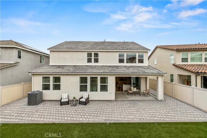 18135 Tableau Way, Saugus, California 91350