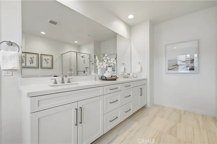 Dual sinks