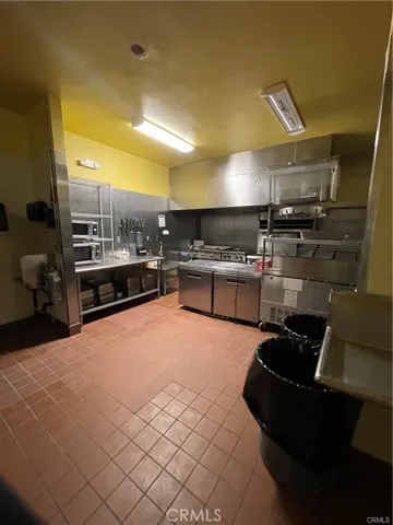 14343 Main, Hesperia, California 92345
