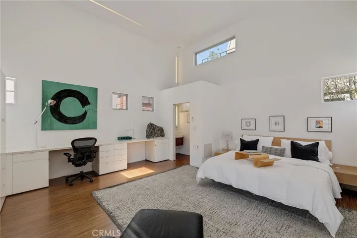 27 Driftwood Street, Marina Del Rey, California 90292