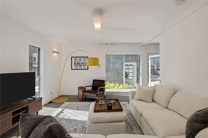 27 Driftwood Street, Marina Del Rey, California 90292