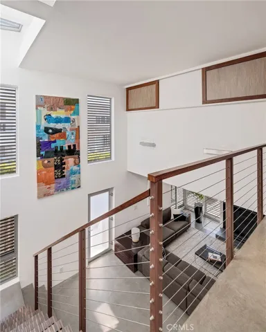 27 Driftwood Street, Marina Del Rey, California 90292
