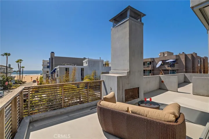 27 Driftwood Street, Marina Del Rey, California 90292