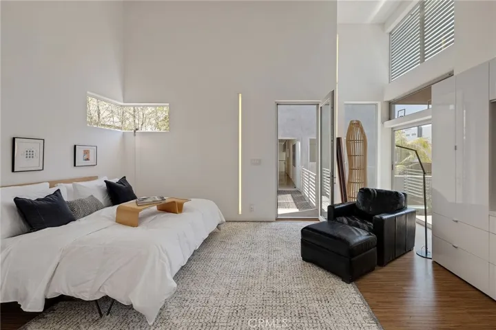 27 Driftwood Street, Marina Del Rey, California 90292