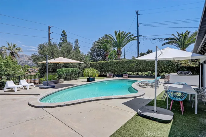 832 N Oceanbluff Avenue, San Dimas, California 91773