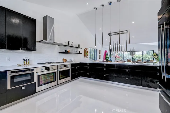 832 N Oceanbluff Avenue, San Dimas, California 91773