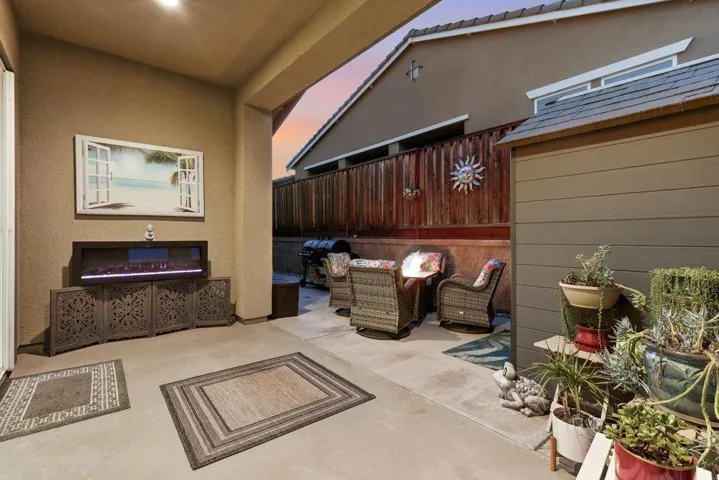 1130 Garcia, Hollister, California 95023