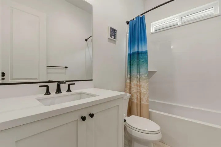1130 Garcia, Hollister, California 95023