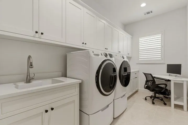 1130 Garcia, Hollister, California 95023