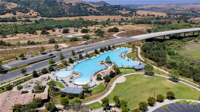 Pools, parks, gyms, gathering spaces....the amenities are endless.