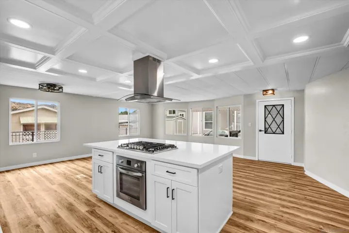 10880 Ca-67 6, Lakeside, California 92040