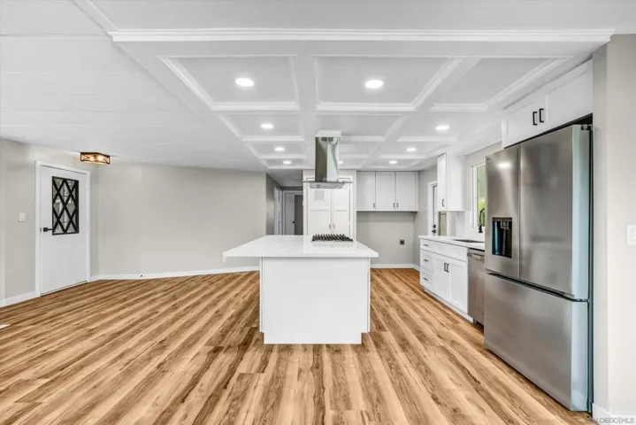 10880 Ca-67 6, Lakeside, California 92040