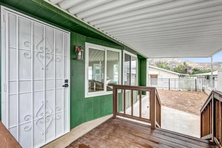 10880 Ca-67 6, Lakeside, California 92040