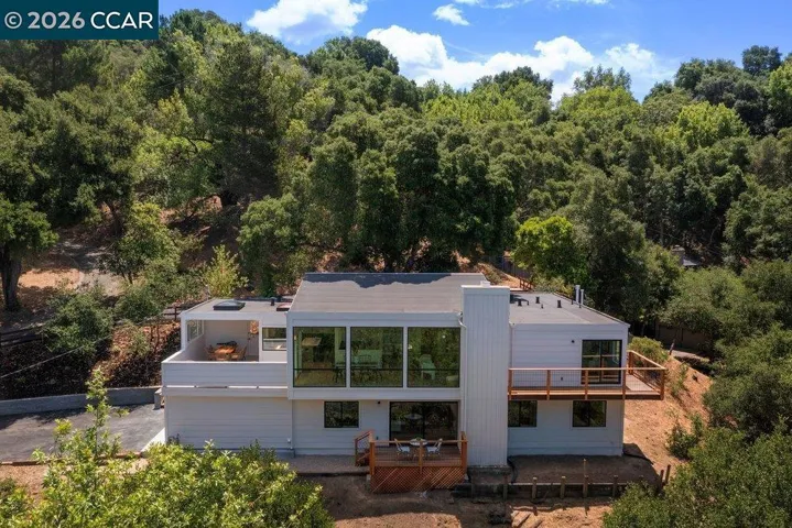 16 Sunnyside Ct, Orinda, California 94563
