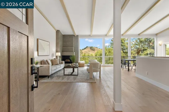 16 Sunnyside Ct, Orinda, California 94563